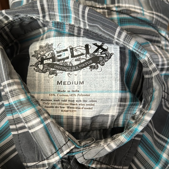 Helix boys short sleeve button down collared shirt - Picture 3 of 3